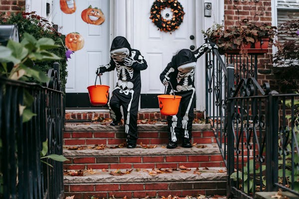 10 Essential tips for a safe and enjoyable Halloween night